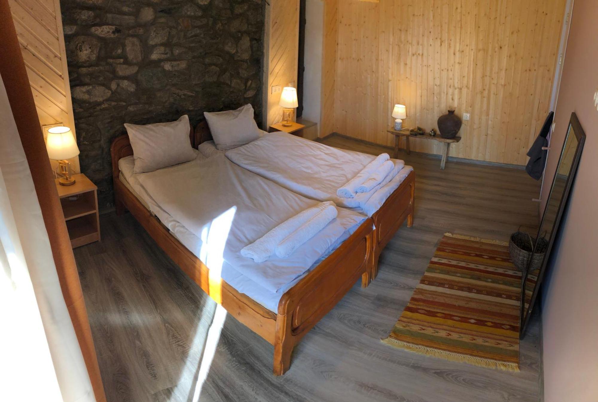 Guest House Keti Margiani ميستيا المظهر الخارجي الصورة