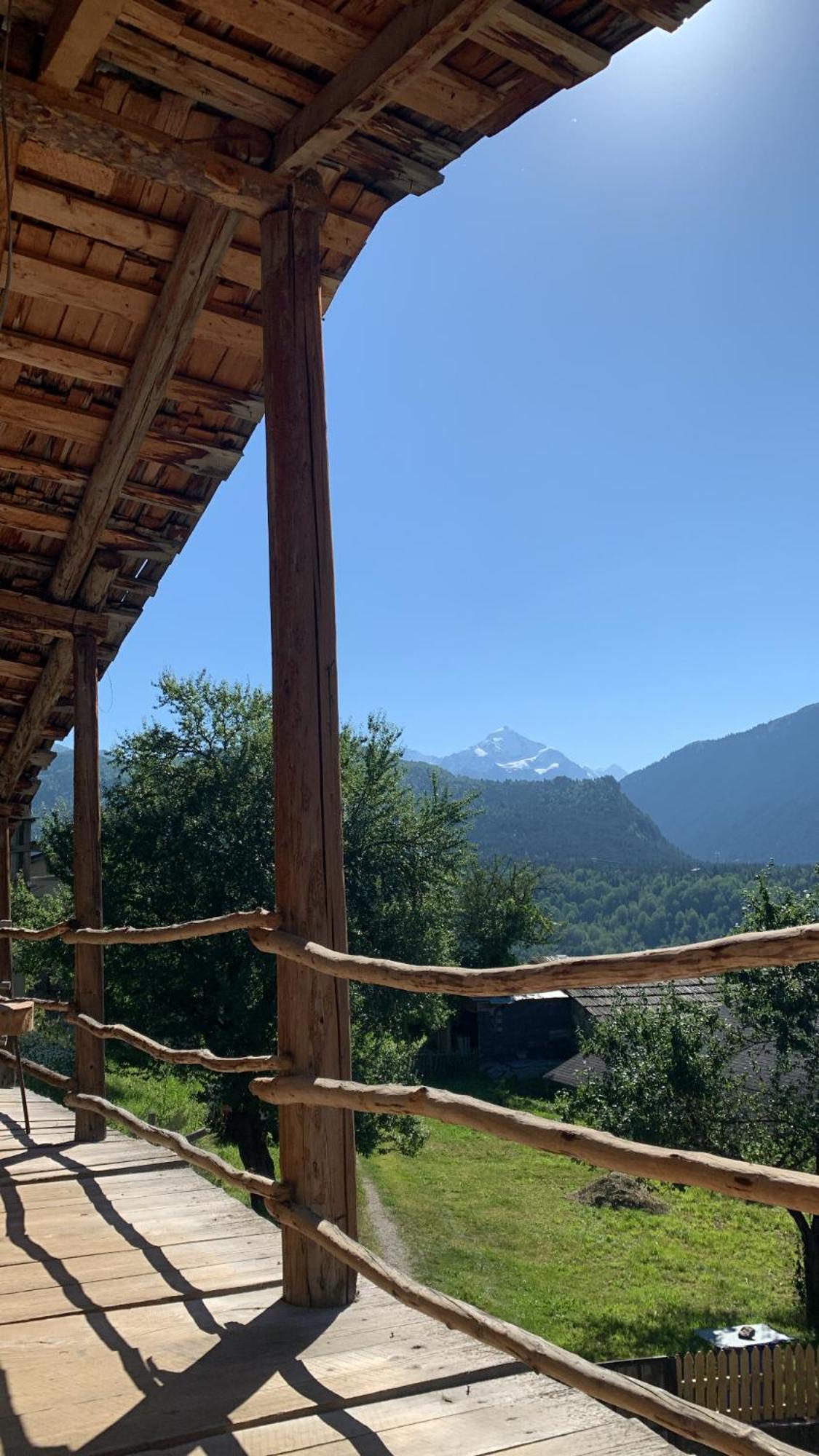 Guest House Keti Margiani ميستيا المظهر الخارجي الصورة