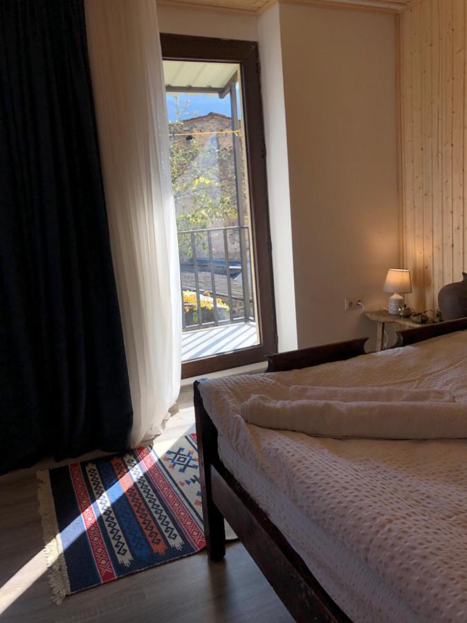 Guest House Keti Margiani ميستيا المظهر الخارجي الصورة